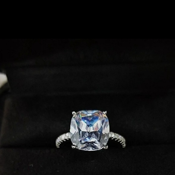 New 8K Cushion Solitaire Engagement Ring - Picture 5 of 6